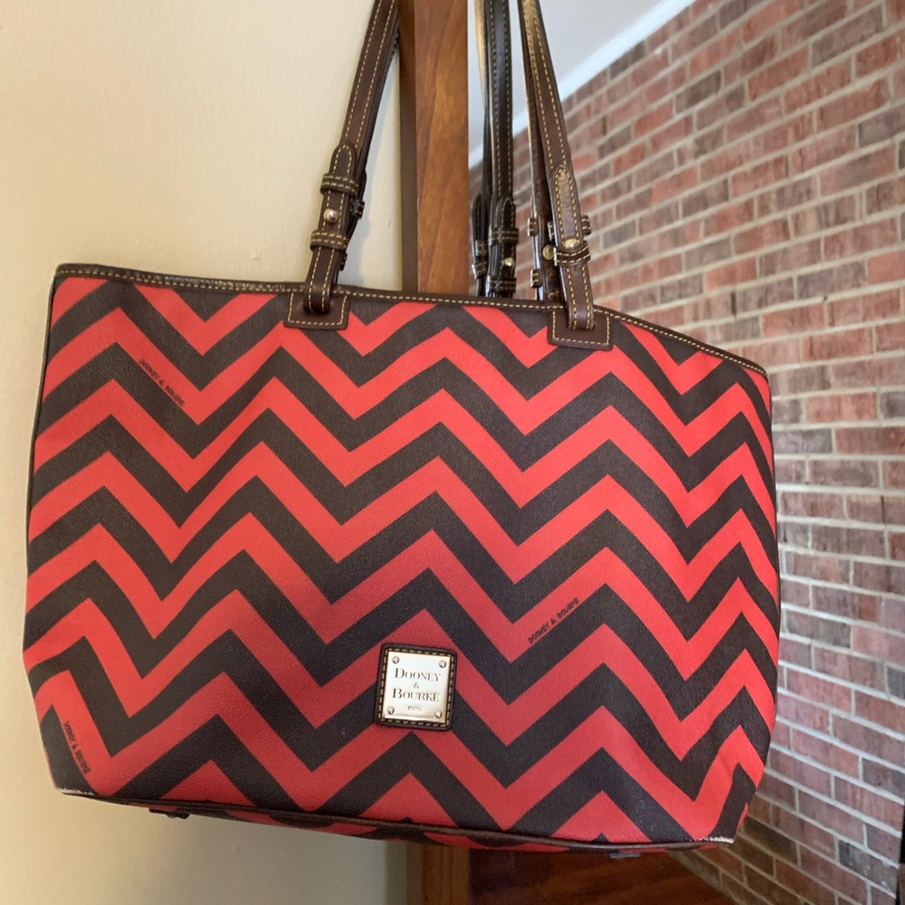 Dooney and Bourke tote